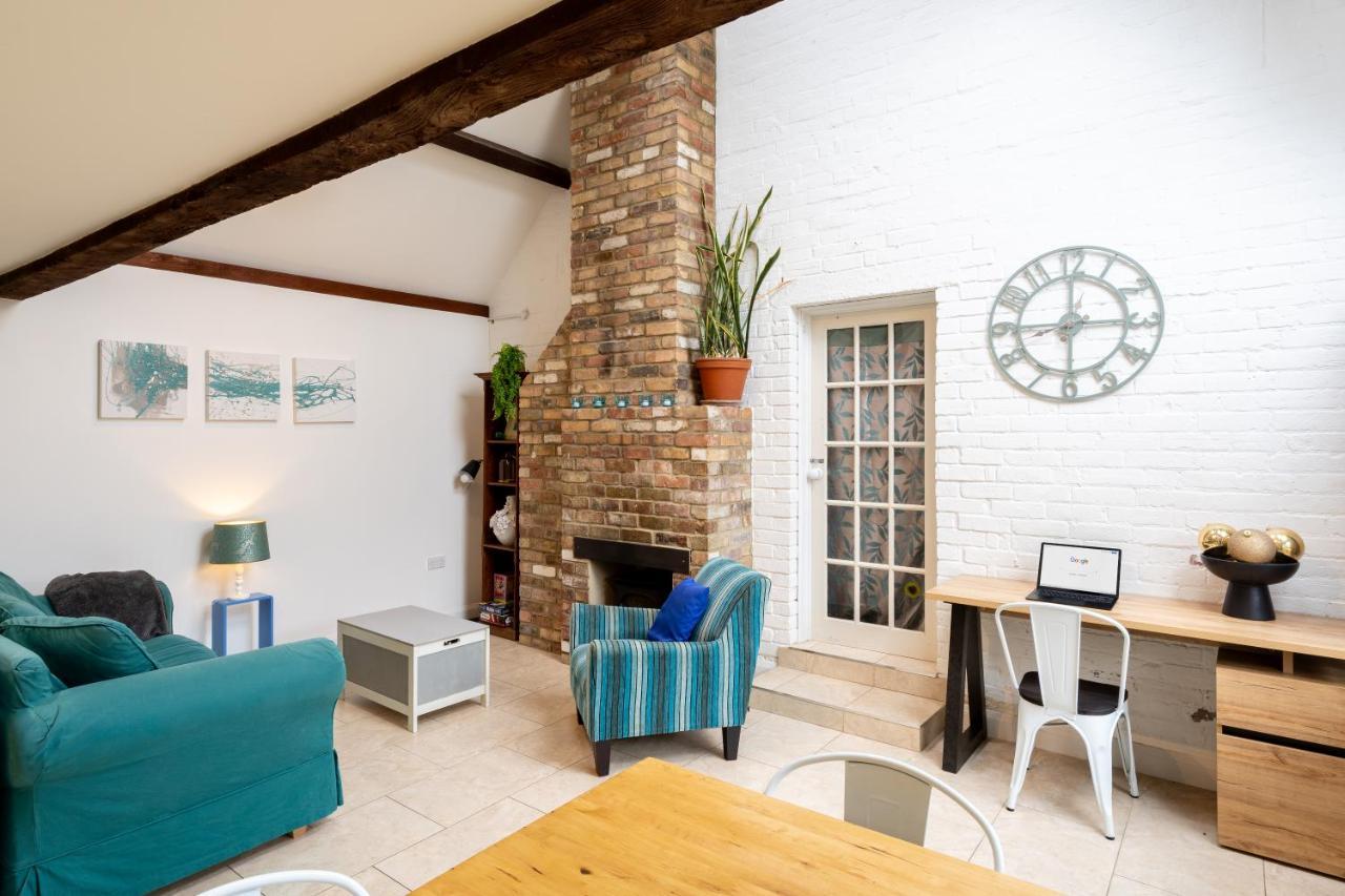 Colthorn Farm Cottage By Aryas Properties - Oxford Exterior photo